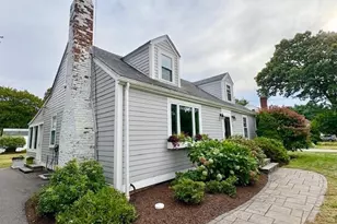 20 Magnolia St, Framingham, MA 01701 - Photo 1