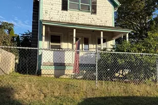 17 E Central Ave, Wareham, MA 02588 - Photo 1