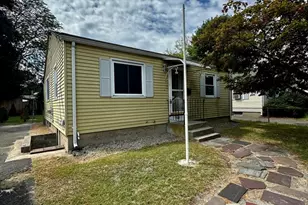 168 Middle St, Springfield, MA 01104 - Photo 1