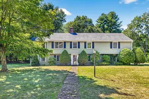 7 Yorkshire Dr, Lynnfield, MA 01940 - Photo 1