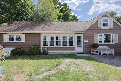 33 Monroe St, Taunton, MA 02780 - Photo 1