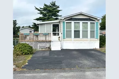 4 Joseph St, Wareham, MA 02538 - Photo 1