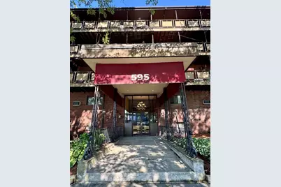 595 Revere Beach Pkwy #39, Revere, MA 02151 - Photo 1