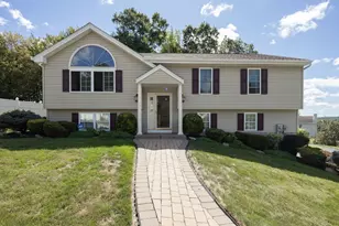 74 Moreland Green Dr, Worcester, MA 01609 - Photo 1
