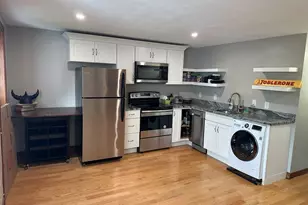 14 Edgerly Pl, Boston, MA 02116 - Photo 1
