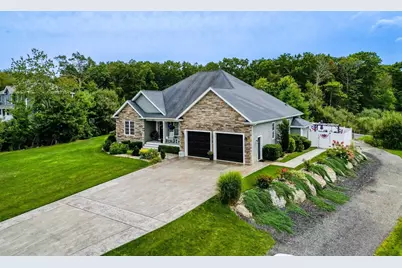 100 Oxford Lane, Swansea, MA 02777 - Photo 1