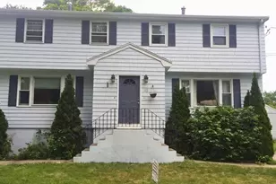 112 Pearl St, Woburn, MA 01801 - Photo 1