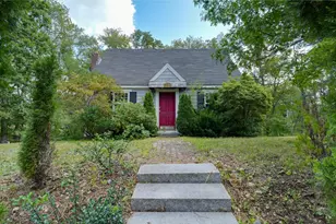 951 Pond St, Franklin, MA 02038 - Photo 1