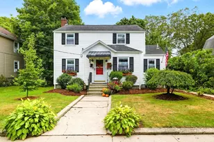 34 Warren Ave, Mansfield, MA 02048 - Photo 1