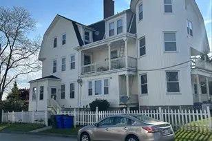 584 Mt Hope Ave, Fall River, MA 02724 - Photo 1