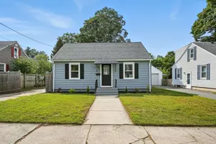 104 Grandview St, Springfield, MA 01118 - Photo 1
