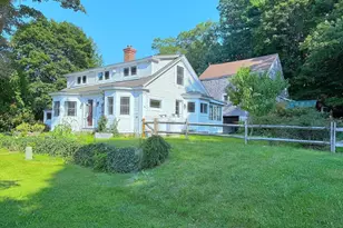 1552 West St, Wrentham, MA 02093 - Photo 1