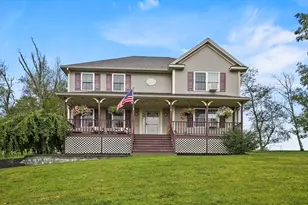 43 New Braintree Rd, North Brookfield, MA 01535 - Photo 1