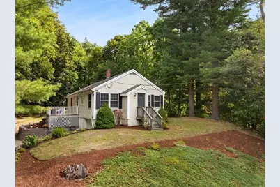 53 Elm St, Halifax, MA 02338 - Photo 1