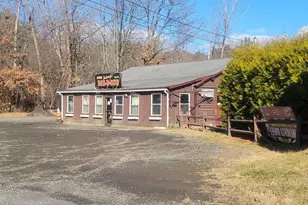 676 Amherst Rd, Sunderland, MA 01375 - Photo 1