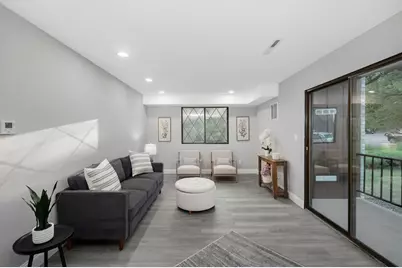 7 Greenbriar Dr #202, North Reading, MA 01864 - Photo 1