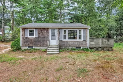95 Lake Ave, Wareham, MA 02538 - Photo 1