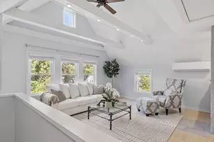 52 Greenridge Ln, Lincoln, MA 01773 - Photo 1