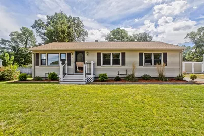 25 Andover Rd, Chicopee, MA 01020 - Photo 1