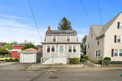 21 Lake View Pl, Lynn, MA 01904 - Photo 1