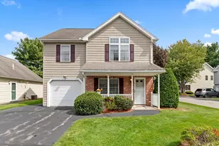 33 Ironwood Ln, Tewksbury, MA 01876 - Photo 1