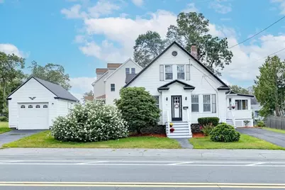 866 Riverside Dr, Methuen, MA 01844 - Photo 1