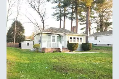 1128 Sassaquin Ave, New Bedford, MA 02745 - Photo 1