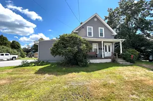21 Charlton St, Oxford, MA 01540 - Photo 1
