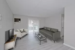 34 Maple Crest Cir, Holyoke, MA 01040 - Photo 1