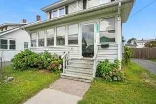 53 Davenport St, Chicopee, MA 01013 - Photo 1