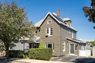 34 Oakland Ave, Everett, MA 02149 - Photo 1