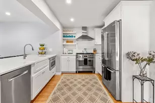 42 Myrtle Ave, Newburyport, MA 01950 - Photo 1