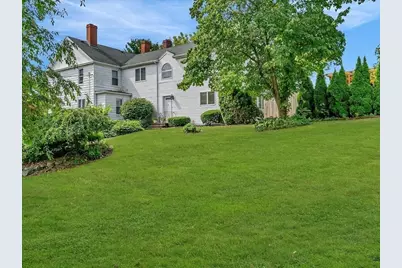 51 Walnut St, Saugus, MA 01906 - Photo 1