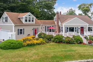 4 Prospect Ave, Hull, MA 02045 - Photo 1