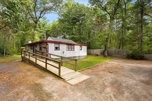 186 Mechanic St, Foxboro, MA 02035 - Photo 1