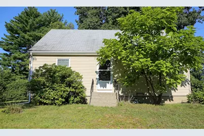 4 Stratton Dr, Hudson, MA 01749 - Photo 1