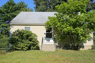 4 Stratton Dr, Hudson, MA 01749 - Photo 1