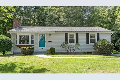 26 Burnett St, Auburn, MA 01501 - Photo 1