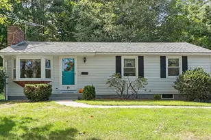 26 Burnett St, Auburn, MA 01501 - Photo 1