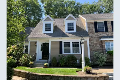 4 Derby Ln #F, Salisbury, MA 01952 - Photo 1