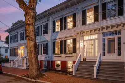 14 Spring St, Newburyport, MA 01950 - Photo 1