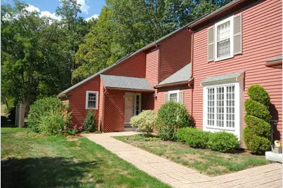 4 Edmonds #4, Concord, MA 01742 - Photo 1