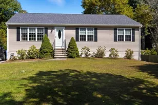 815 Haverhill St, Rowley, MA 01969 - Photo 1