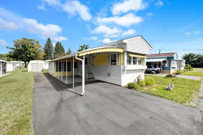 70 Shumway #B12, Springfield, MA 01119 - Photo 1