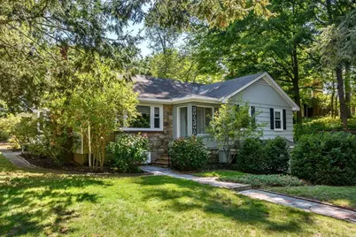 206-R Cedar Street, Wellesley, MA 02481 - Photo 1