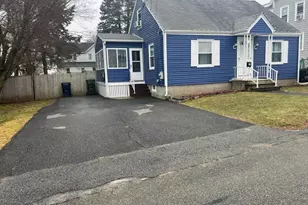 42 Arnold St, Marlborough, MA 01752 - Photo 1