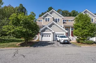 28 Lincoln Ln, Grafton, MA 01536 - Photo 1