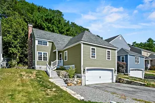 11 Valleyview Ct, Fitchburg, MA 01420 - Photo 1