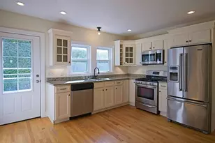 40 Quincy St, Sharon, MA 02067 - Photo 1