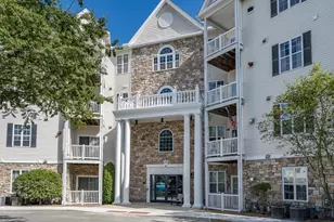 21 Hampshire Rd, Methuen, MA 01844 - Photo 1